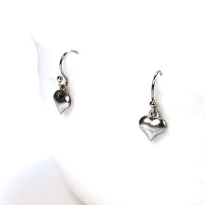 Earring with heart charm dangle