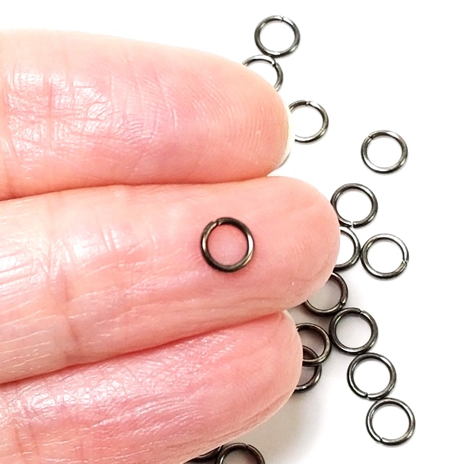 5mm Hematite Black Stainless Jump Rings, Inside Diameter, Closed Unsoldered, Lot Size 50 Pieces