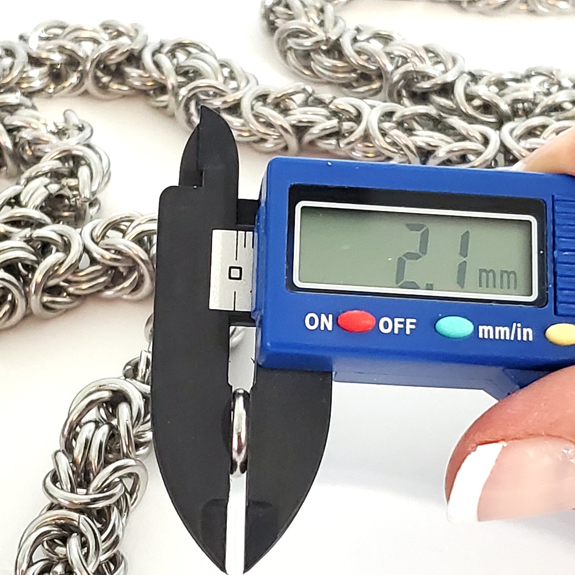 Heavy Duty Byzantine Chain Stainless Steel, Open Links, 11mm Diameter, 1 Meter #1966 D