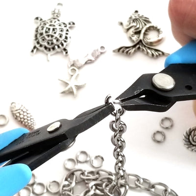 How To Make the Sea Life Charm Bracelet, the tutorial