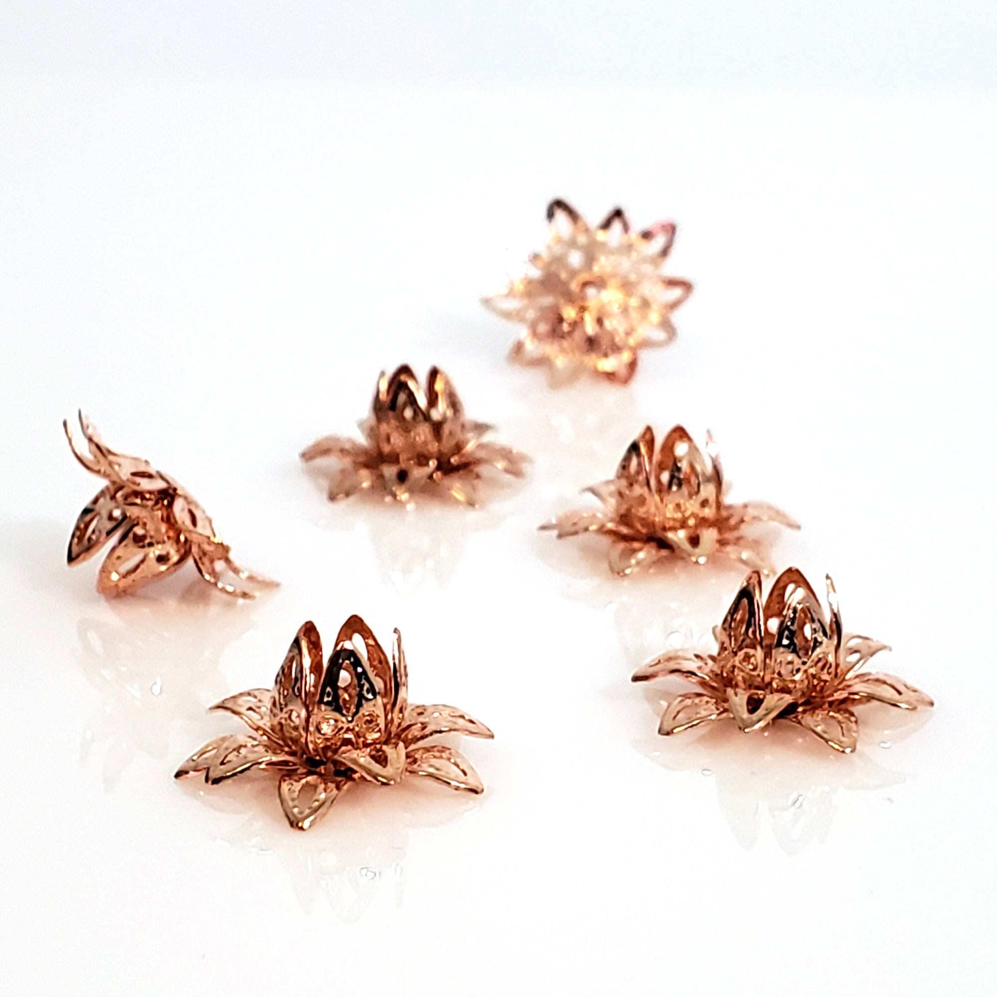500pcs 11mm Gold Tone Lotus Flower Bead Caps Hollow Flower Bead Caps for Jewelry Making (Rose Gold)