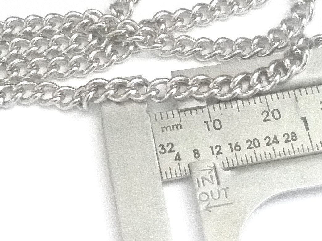 Thick Twist Chain, 6x4.5x1.2mm Lot Size 25 Meters, #1930